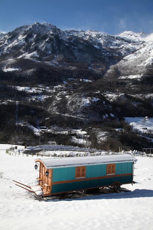 Roulottes Montagne Pyrenees 호텔 뤼생소베르 외부 사진