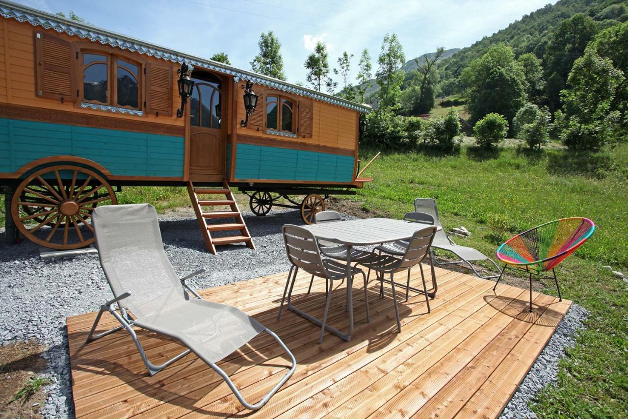 Roulottes Montagne Pyrenees 호텔 뤼생소베르 외부 사진