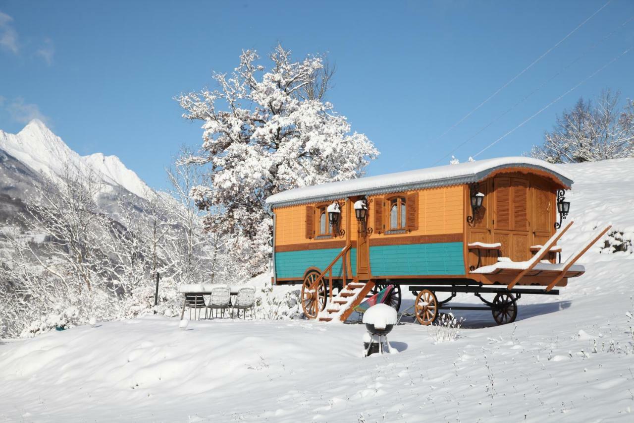 Roulottes Montagne Pyrenees 호텔 뤼생소베르 외부 사진